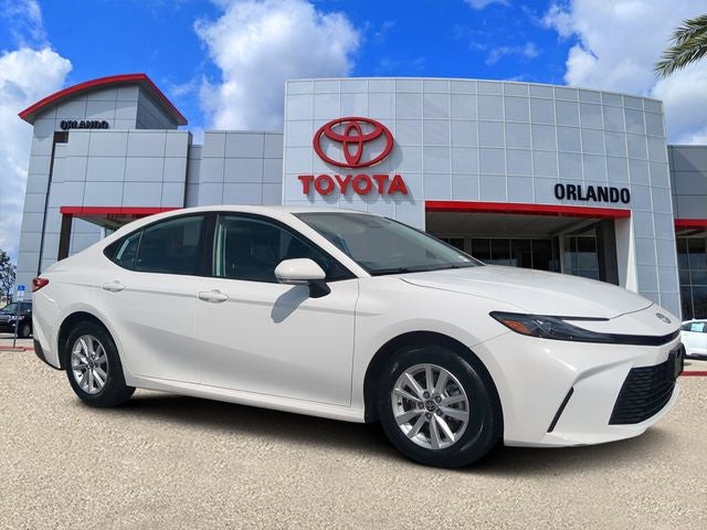 2025 Toyota CAMRY LE
