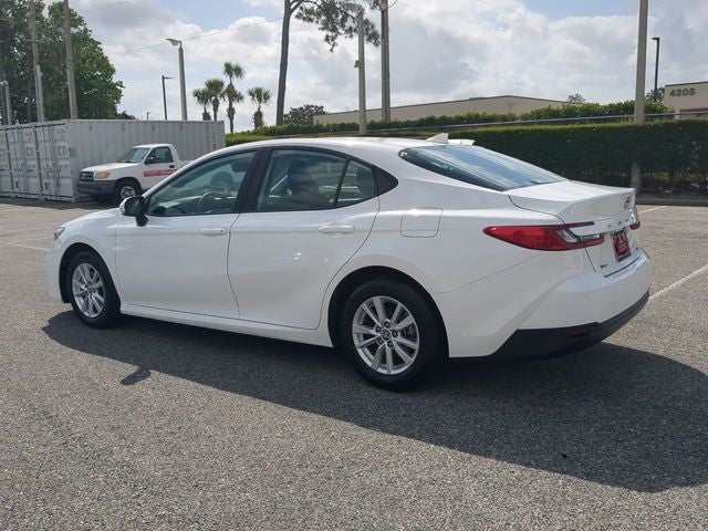 2025 Toyota CAMRY LE