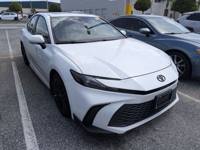 2025 Toyota Camry SE