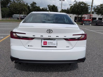 2025 Toyota Camry SE