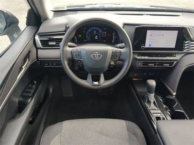 2025 Toyota CAMRY LE
