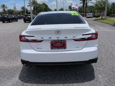 2025 Toyota Camry SE