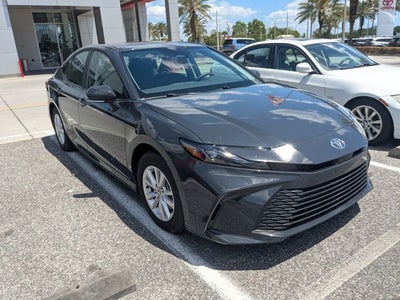 2025 Toyota CAMRY LE