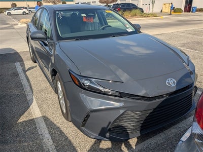 2025 Toyota CAMRY LE