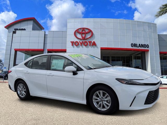 2025 Toyota Camry LE