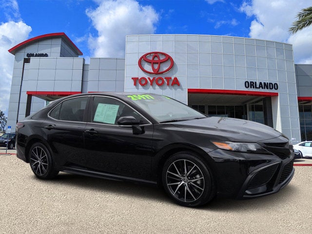 2024 Toyota Camry SE
