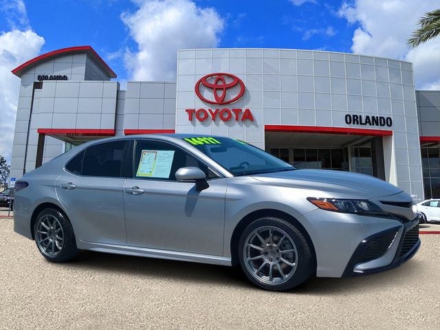 2022 Toyota CAMRY SE