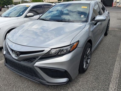 2022 Toyota CAMRY SE
