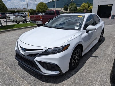 2024 Toyota Camry Hybrid SE