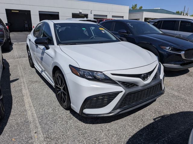 2024 Toyota CAMRY SE