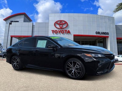 2024 Toyota Camry SE