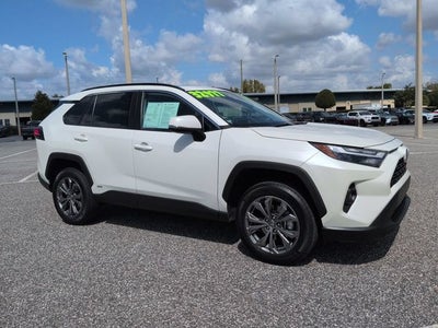 2022 Toyota RAV4 Hybrid XLE Premium