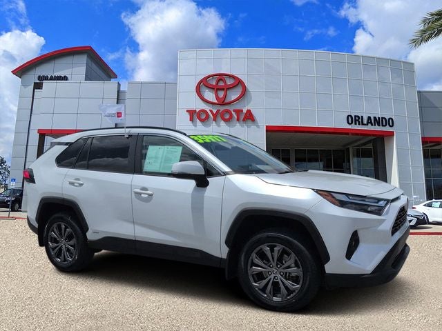 2024 Toyota RAV4 HYBRID XLE Premium