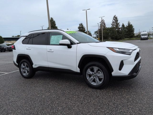 2025 Toyota RAV4 Hybrid XLE