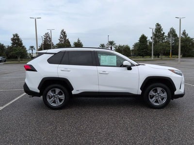 2025 Toyota RAV4 Hybrid XLE