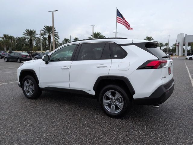 2025 Toyota RAV4 Hybrid XLE