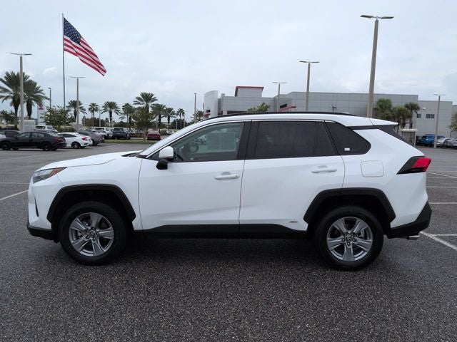 2025 Toyota RAV4 Hybrid XLE