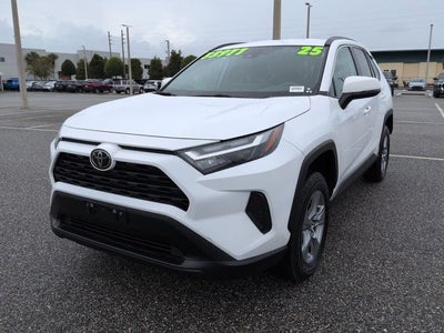 2025 Toyota RAV4 Hybrid XLE