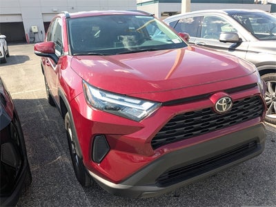 2025 Toyota RAV4 HYBRID XLE