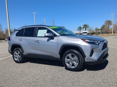 2025 Toyota RAV4 HYBRID XLE