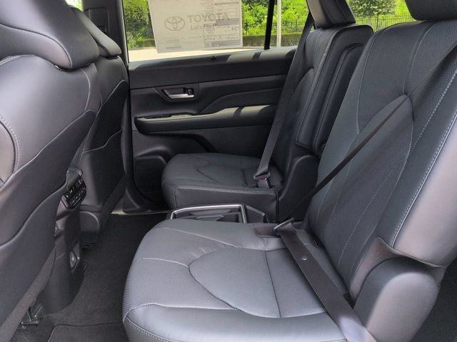 2026 Toyota Grand Highlander Hybrid Nightshade Edition