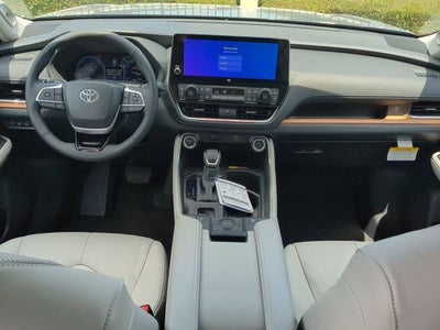 2026 Toyota Grand Highlander Hybrid Hybrid Limited
