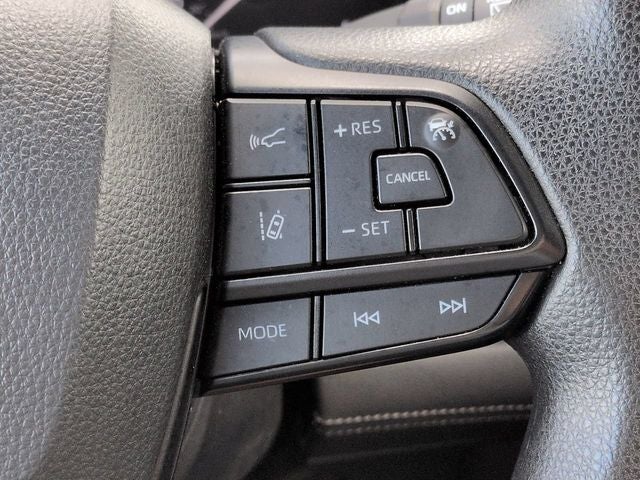 2025 Toyota Sienna LE 8 Passenger