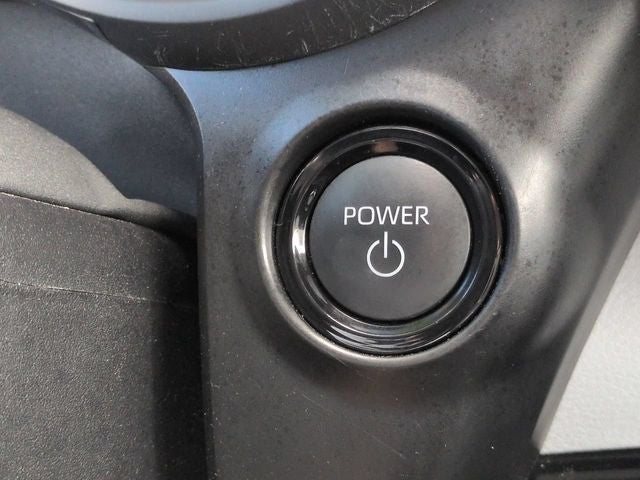 2025 Toyota Sienna LE 8 Passenger