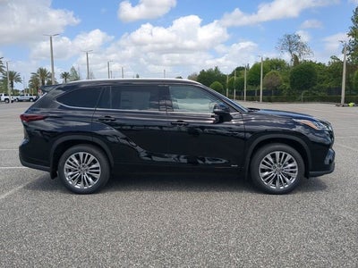 2026 Toyota Highlander Hybrid Hybrid Platinum