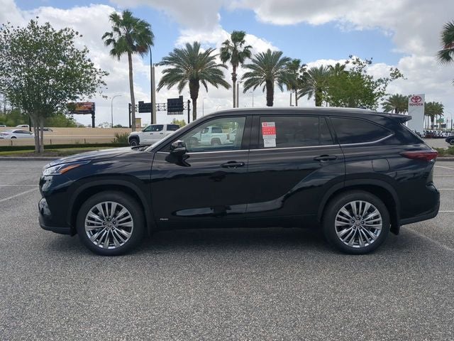 2026 Toyota Highlander Hybrid Hybrid Platinum