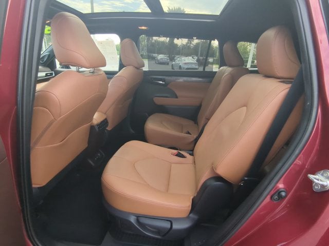 2020 Toyota Highlander Hybrid Platinum