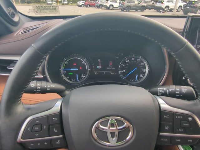 2020 Toyota Highlander Hybrid Platinum