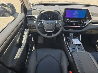 2026 Toyota Highlander Hybrid Hybrid Platinum