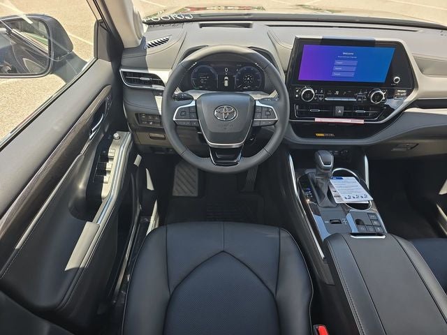 2026 Toyota Highlander Hybrid Hybrid Platinum