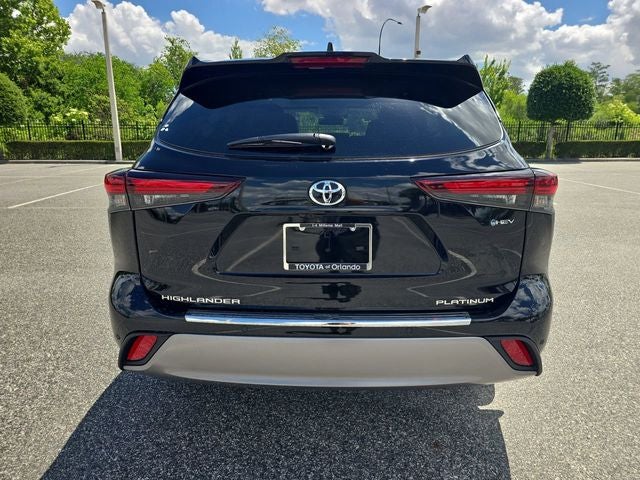 2026 Toyota Highlander Hybrid Hybrid Platinum
