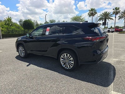 2026 Toyota Highlander Hybrid Hybrid Platinum
