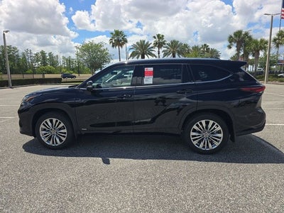 2026 Toyota Highlander Hybrid Hybrid Platinum
