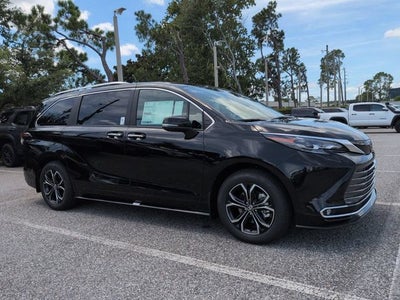 2026 Toyota Sienna Platinum 7 Passenger