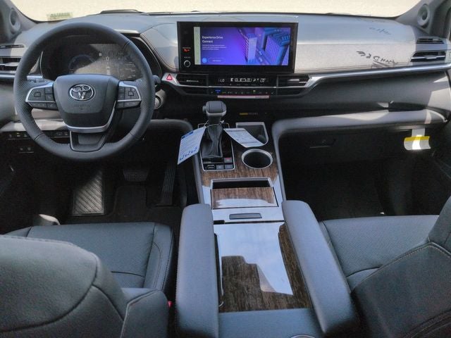 2026 Toyota Sienna Platinum 7 Passenger