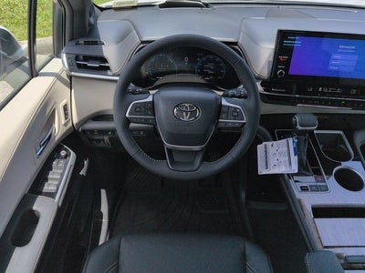 2026 Toyota Sienna Platinum 7 Passenger