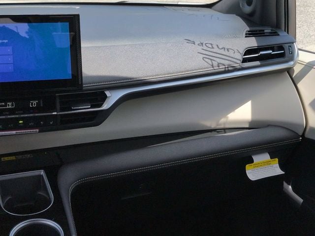2026 Toyota Sienna Platinum 7 Passenger