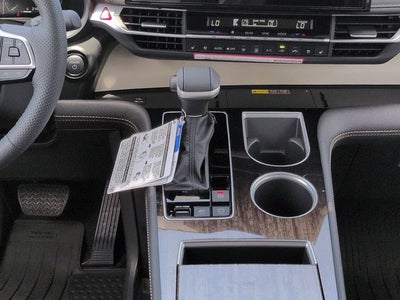 2026 Toyota Sienna Platinum 7 Passenger