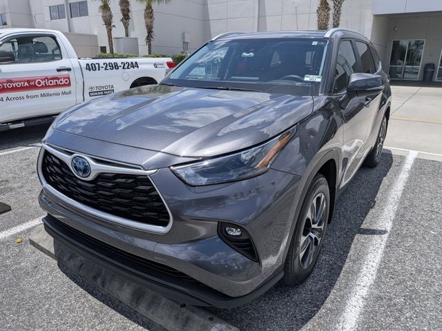 2024 Toyota Highlander Hybrid XLE