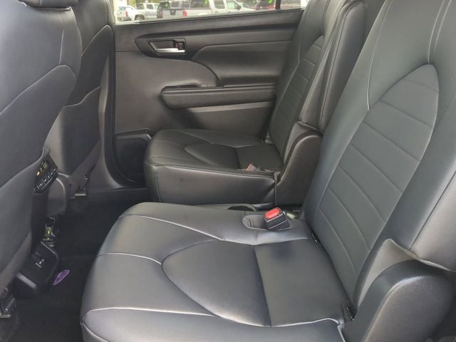 2023 Toyota HIGHLANDER HYBRD XLE