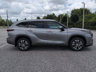 2026 Toyota Highlander Hybrid Hybrid XLE