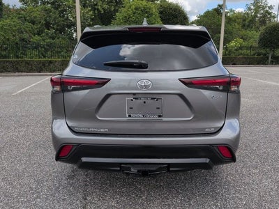 2026 Toyota Highlander Hybrid Hybrid XLE