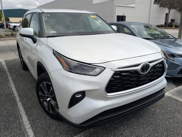 2025 Toyota HIGHLANDER HEV XLE