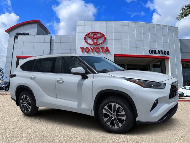 2026 Toyota Highlander Hybrid XLE