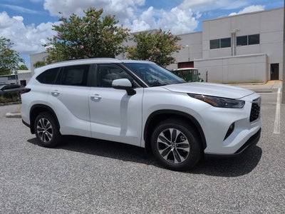 2026 Toyota Highlander Hybrid XLE