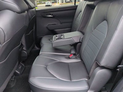 2026 Toyota HIGHLANDER HEV XLE